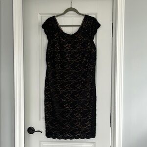 Elegant Black Lace Dress